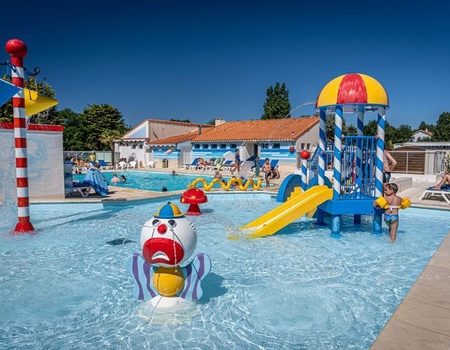 Flower Camping La Guichardière, 3*