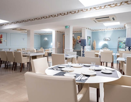 Hôtel Revellata 3* - 5