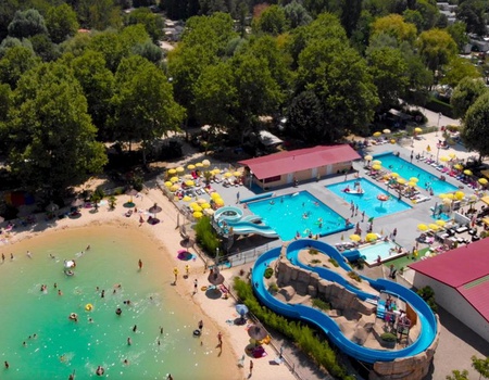 Camping Le Château de Galaure, 4* - 2