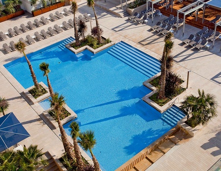 Offre à Salou! Profitez d'une suite avec petit-déjeuner et surclassement garanti - 4* - Barcelone, région Sud, Espagne - Image 2