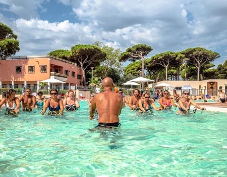 Camping Saint Aygulf Plage 4* - Fréjus, Côte d'Azur - Image 1