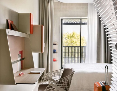 Profitez d'un séjour détente à Strasbourg avec vue sur le canal - 4* - Strasbourg, Nord & Est - Image 1
