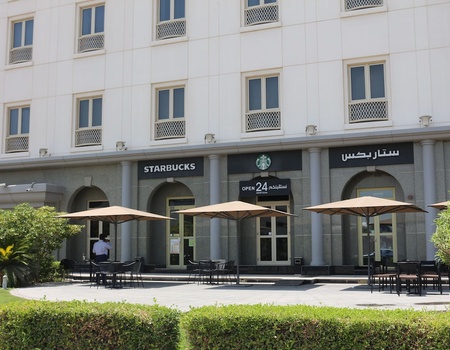 Mövenpick Hotel & Apartments Bur Dubai - 3