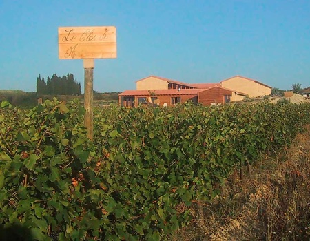 Week end détente en gîte avec bain bouillonant près d'Avignon - Image 1