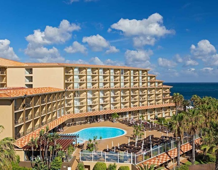 Hôtel The Views Oasis 4*
