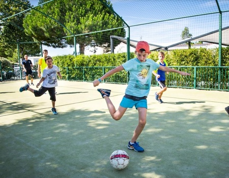 Camping Les Peupliers, 4* - 5