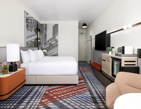 M Social Downtown 3* - 5