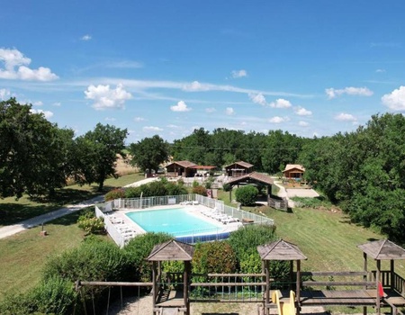 Camping Les Chalets de Dordogne, 3* - 4
