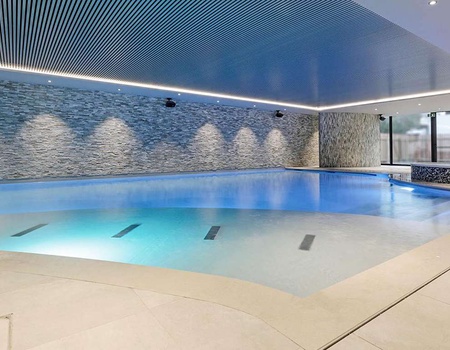 Séjour 4*confort et détente à Nivelles en chambre supérieure avec spa et piscine - 4*