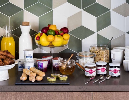 Escale dans un hôtel design 4* avec petit-déjeuner et accès au sauna dans l'ouest parisien - 4* - Rueil malmaison, Ile de France - Image 2
