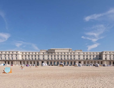 Séjournez dans un hôtel riche en histoire idéalement situé face à la plage d´Ostende - 4* - 2