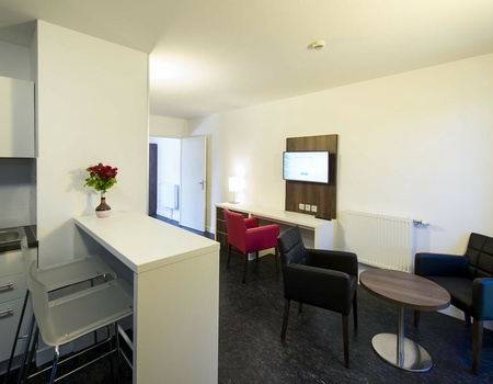 Adonis Dijon Maison Internationale 3* : Hôtel + Train - Côte d'Or - Dijon, Centre - Image 2