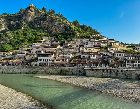 Circuit Charmes de l'Albanie - 8J/7N - 1