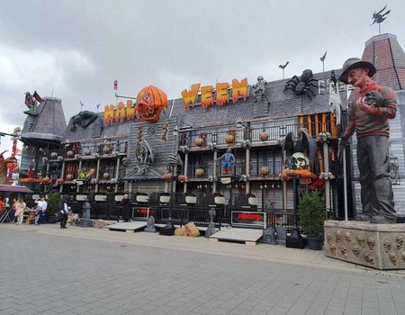 Movie Park Germany et séjour détente avec diner - 4* - 1