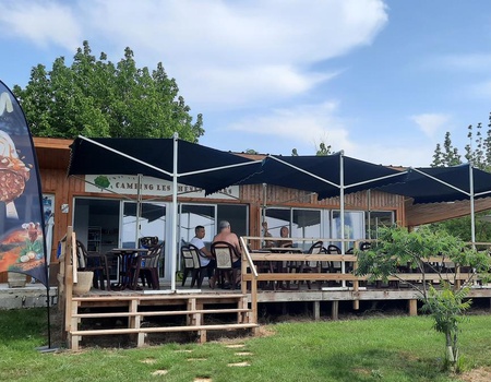 Camping Les Chênes Clairs, 3* - 4