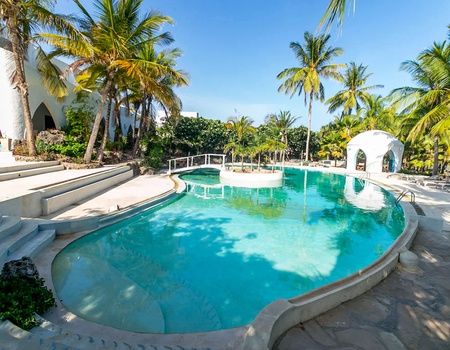 Ôclub Exp Sun Palm Beach Hotel & Resort 4* + Safari - 2