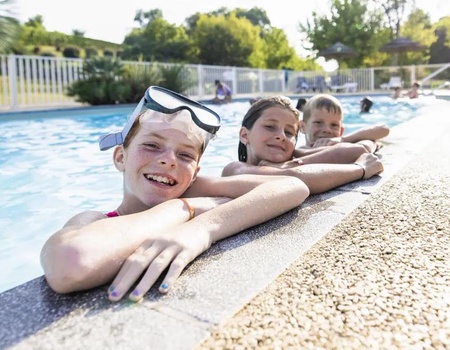 Camping La Cigaline, 3* - 4