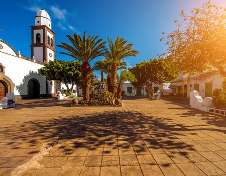 Circuit Entre plages et volcans de Lanzarote, logement au Framissima Bakour Lanzarote Splash 4* - 1
