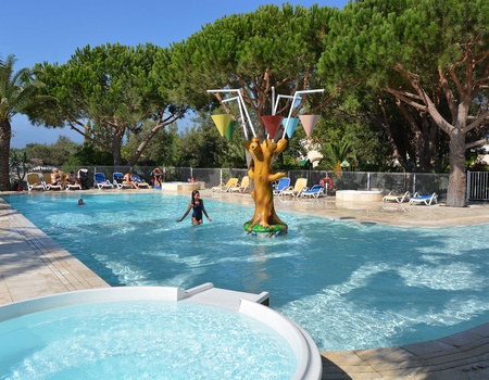 Village de vacances Marina d'Oru 3* - 5