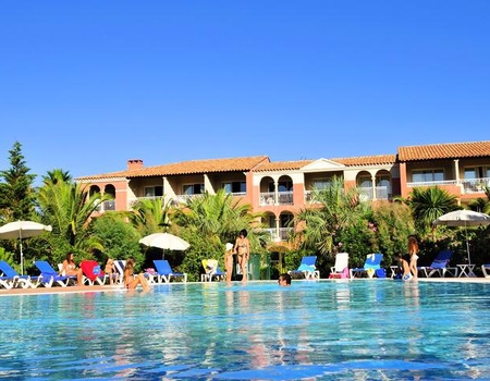 Résidence Pierre & Vacances Le Hameau de la Pinède 3* - France, Côte d'Azur, Hyères - Image 1