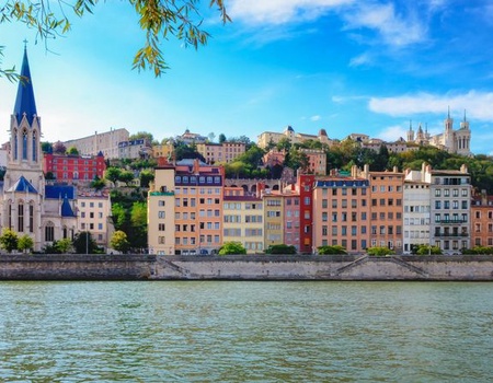 Croisière Festival : Histoire, terroir et traditions sur le Rhône (formule port/port) - Lyon, Sud Est - Image 1