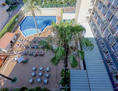 Hôtel 4* à Salou avec petit-déjeuner et entrées pour Portaventura Park ! - 4* - 4