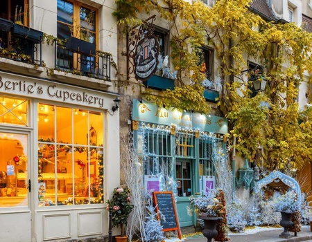 Vin et macarons vous accueillent dans un 4* au coeur de Paris - 4*