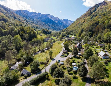 Flower Camping Pyrénées Natura, 4*