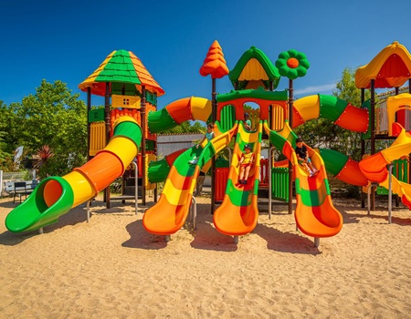 Camping Oléron Loisirs, 4* - 5