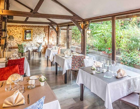 Séjour avec dîner dans un château, à 1h de Paris - 3* - Image 1