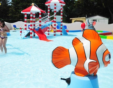 Camping Val de Loire en Ré, 4* - 5