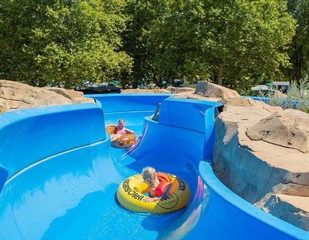 Camping Le Château de Galaure, 4* - 5