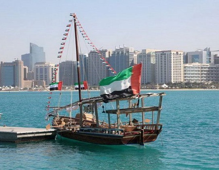 CIRCUIT TANDEM AUX EMIRATS - Abu Dhabi, Emirats Arabes Unis - Image 1