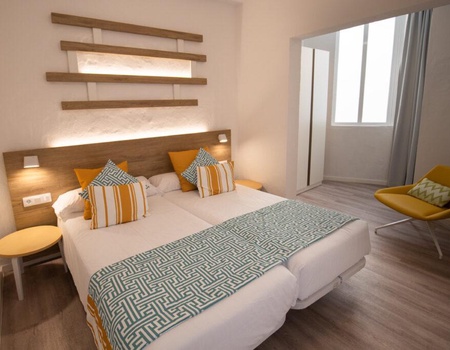 Hôtel R2 Maryvent Beach Apartment 4* - 5