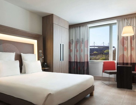 Romantisme avec champagne et pétales avec vue rooftop sur Paris - 4* - 4