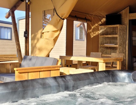 Camping Charlemagne, 4* - 4