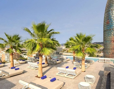 Déconnexion dans un hôtel 4* au coeur de Barcelone avec des vues uniques - 4* - 5