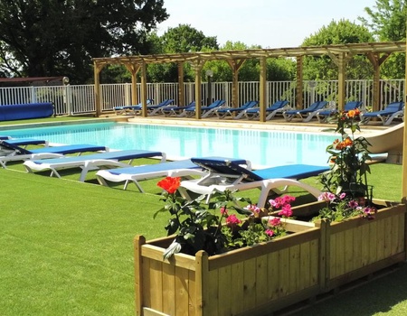 Camping Ushuaïa Villages Le Poutiroux, 4* - 5