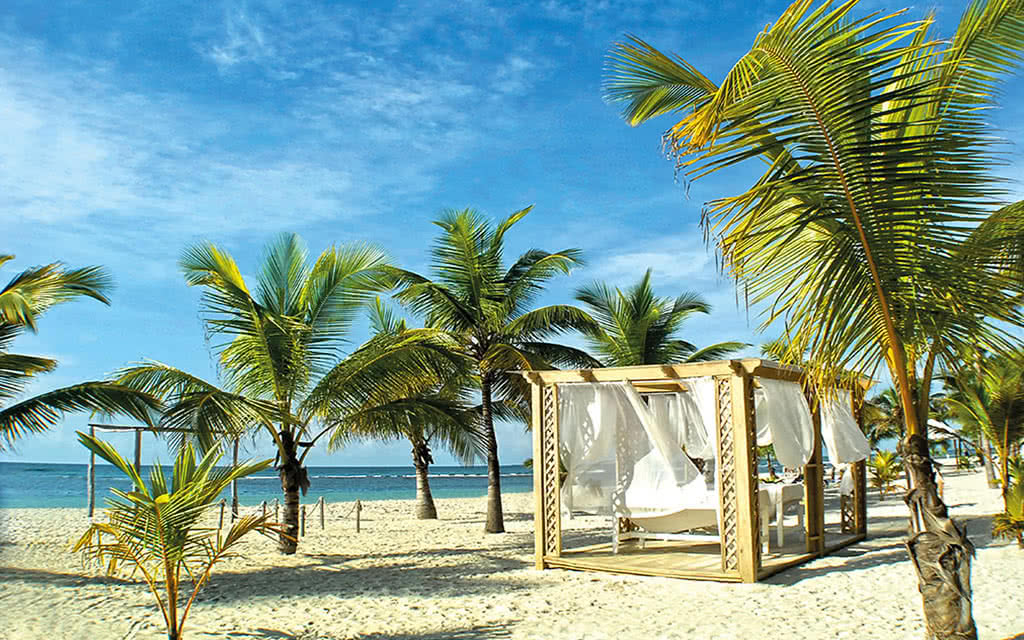 Coral Costa Caribe Beach Resort *** - 2