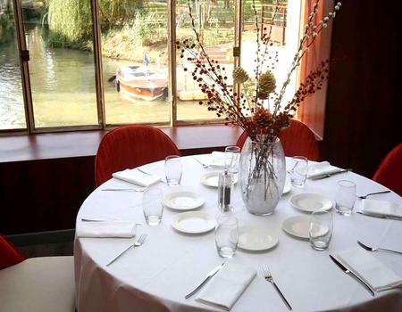 Vivez une parenthèse intimiste à l'Île du Gua, avec dîner et bains à remous privé inclus - 4* - Aude - Narbonne, Languedoc Roussillon - Image 3