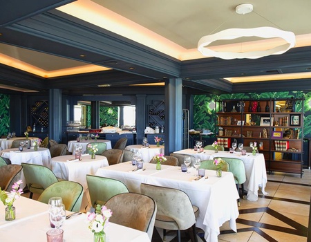 Grand Hôtel Les Flamants Roses 4* - 5