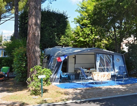 Camping Les Cigales, 4* - 5