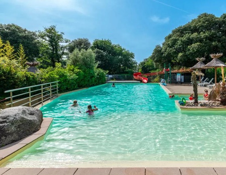 Flower Camping Le Martinet Rouge, 3*