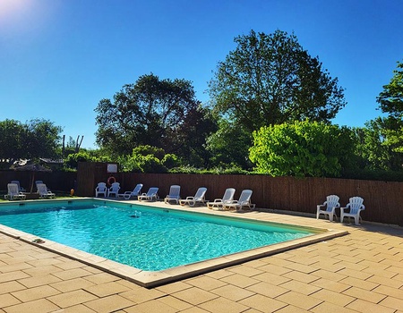 Camping Le Val de Cesse, 4* - 2