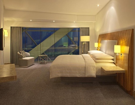 Andaz Capital Gate Abu Dhabi 5* - 5