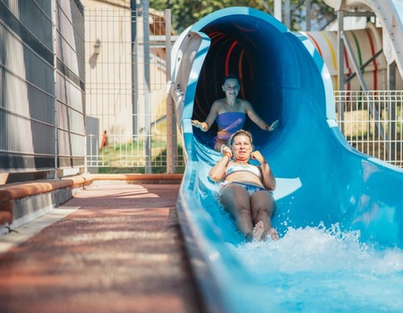 Camping Paradis Parc Bellevue, 3* - 4