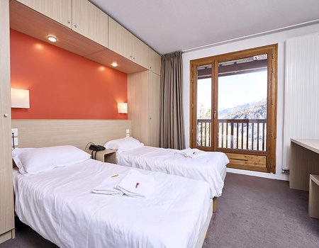 Vars 1850 - Villages Clubs du Soleil 3* (pack autocar Royal Class + hébergement + remontées + matériel inclus) - 2