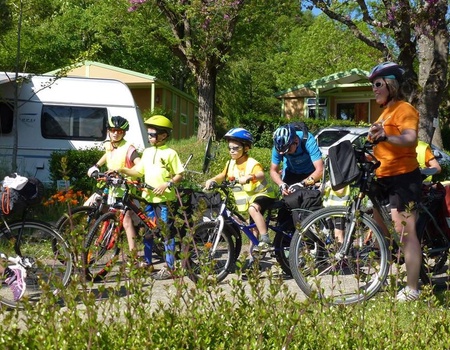 Camping Iserand Calme et Nature, 3* - 5