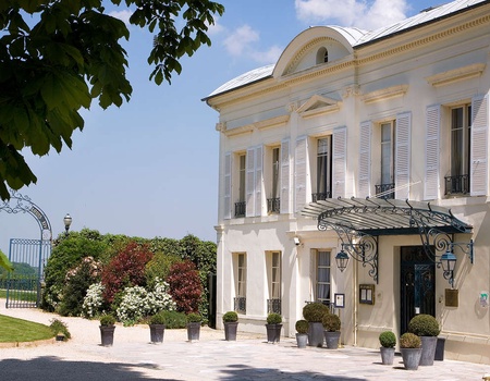 Vie de Roi dans cette ancienne résidence de Louis XIV - 4* - Image 1