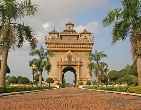 CIRCUIT BALADE LAO KHMERE SUD LAOS - VIentiane, Laos - Image 1
